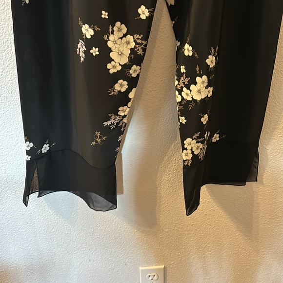 Petra Fashions floral pajama set size XL - Picture 6 of 8